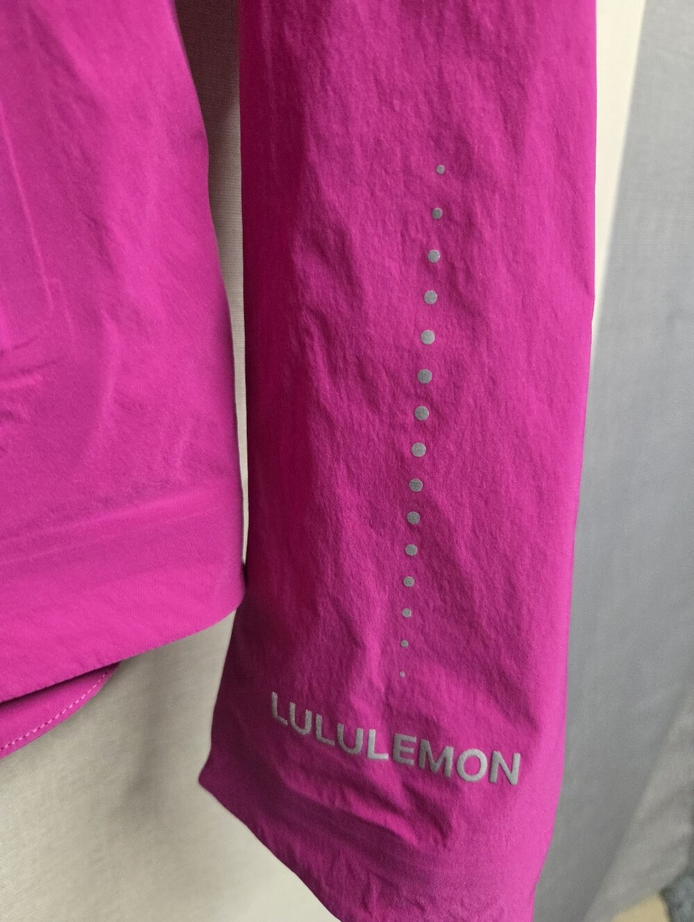 lululemon athletica Women's Magenta Zip-Up Jacket - Picture 5 of 12